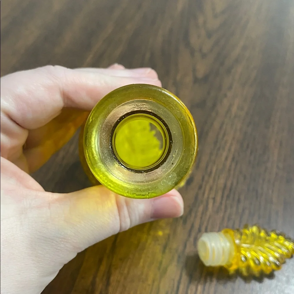 “5/$20” yellow apothecary glass bottle with plastic stopper